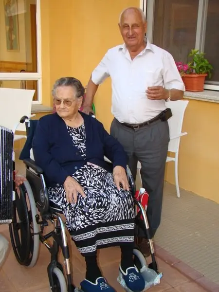 T&iacute;a Aurelia cumple cien a&ntilde;os. Un regalo de Jos&eacute; Ignacio G&oacute;mez
