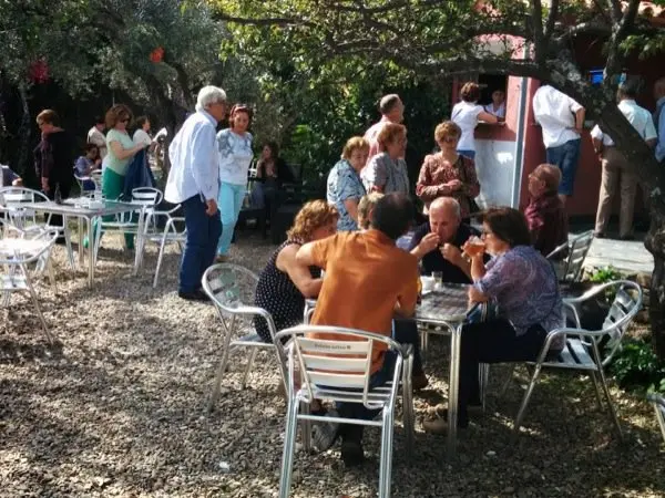 Disfrutando en El Patio de las Niñas con las tapas del domingo
