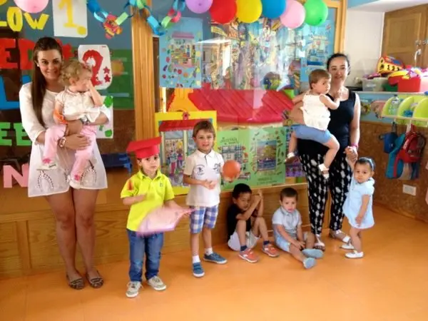 Marta y Ana con los peque&ntilde;os