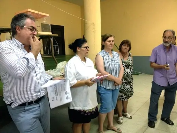 El doctor, Juan Carlos Parra, la cocinera Montse Morientes y Modesta Chorro, Teniente de Alcalde