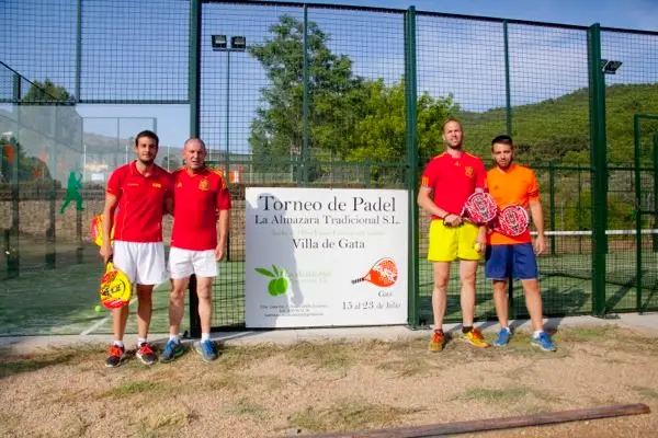 I Torneo de p&aacute;del La Almazara Tradicional Villa de Gata. Un &aacute;lbum de JP FILMS en www.sierradegatadigital.es