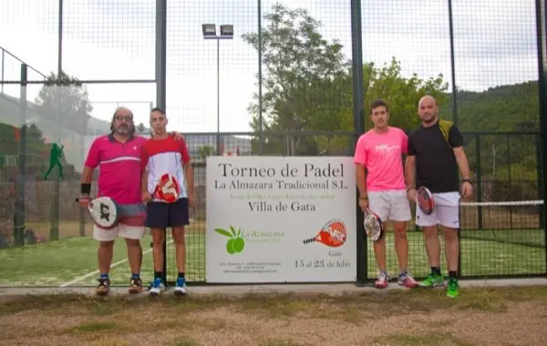 I Torneo de p&aacute;del La Almazara Tradicional Villa de Gata. Un &aacute;lbum de JP FILMS en www.sierradegatadigital.es