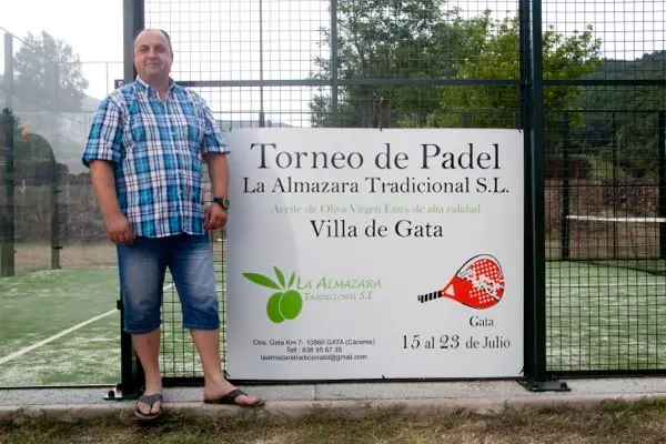 I Torneo de p&aacute;del La Almazara Tradicional Villa de Gata. Un &aacute;lbum de JP FILMS en www.sierradegatadigital.es