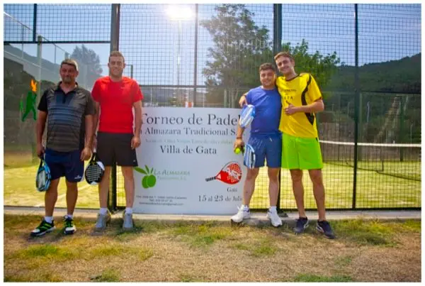 I Torneo de p&aacute;del La Almazara Tradicional Villa de Gata. Un &aacute;lbum de JP FILMS en www.sierradegatadigital.es