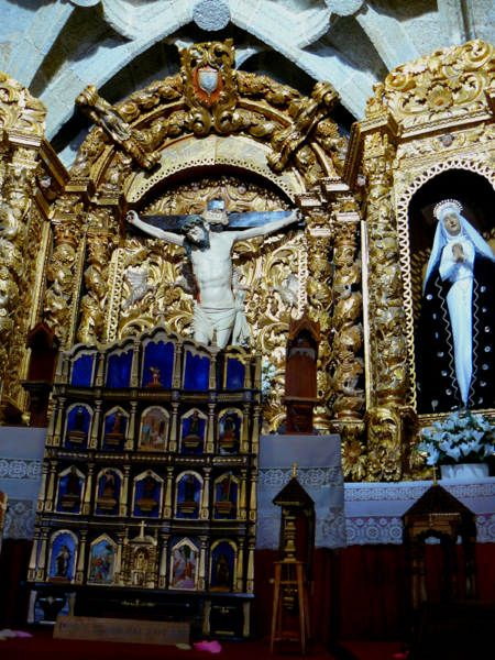 03 ret&aacute;bulos com Cristo crucificau01