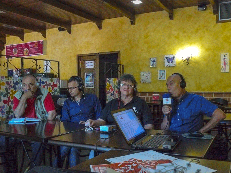 1. Jes&uacute;s Ba&ntilde;os y Uni&oacute;n Radio Catalu&ntilde;a estuvieron en San Mart&iacute;n de Trevejo apoyando a la Sierra Imagen de ANTONIO CORREDERA en www.sierradegatadigital.es