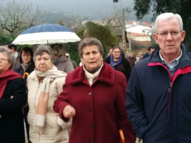 De camino a la plantación de la 211 Fiesta del Árbol en Villanueva de la Sierra