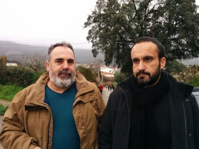 Luis Mariano Martín, presidente de Adisgata y alcalde de Villanueva, junto a Eduardo Béjar, diputado regional