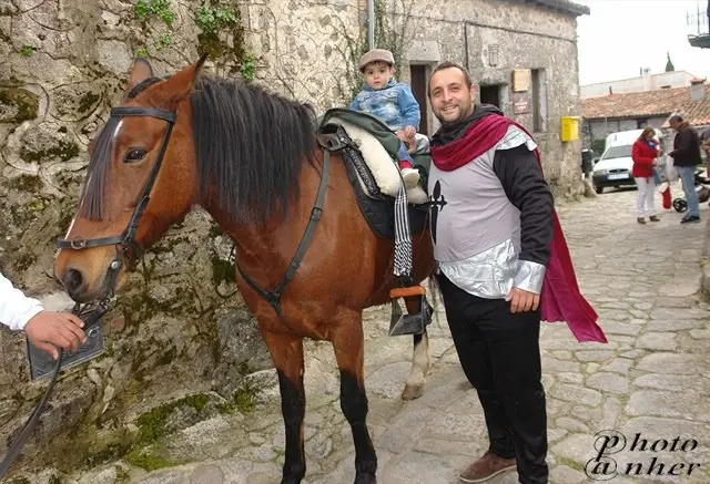 Recreaciones hist&oacute;ricas en Trevejo con Arquegu&iacute;as Em&eacute;rita. ANHER                                      