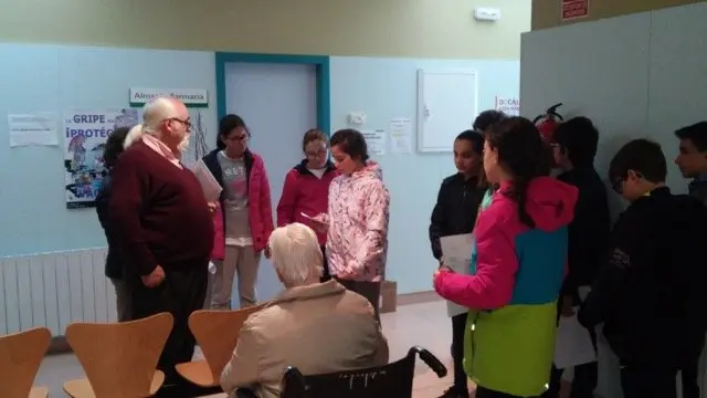 Palabras en el Centro de Salud de Moraleja le&iacute;das por los estudiantes de primero de la ESO del IES J&aacute;lama. Semana Cultural de Moraleja
