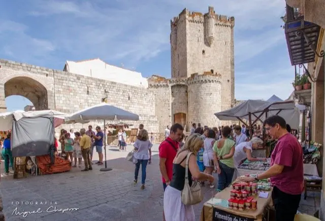 Jueves Tur&iacute;stico en Coria 2015. Una imagen de Miguel Chaparro en www.sierradegatadigital.es