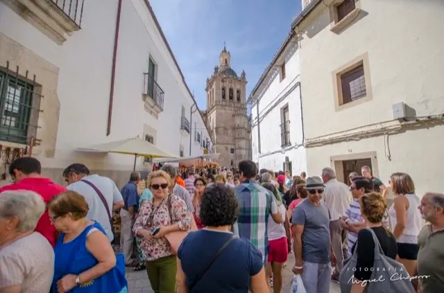Jueves Tur&iacute;stico en Coria 2015. Una imagen de Miguel Chaparro en www.sierradegatadigital.es