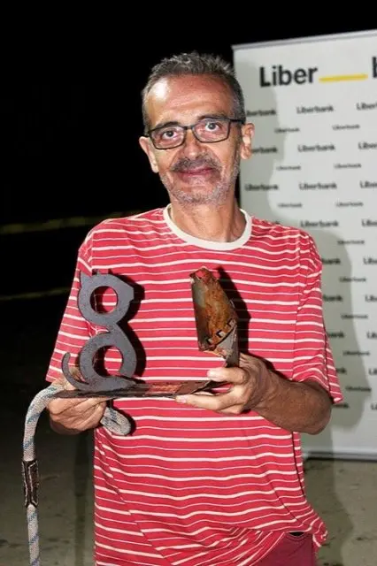 Carlos Cortaza, ganador premio por Quercus Fénix, patrocinado por LIBERBANK