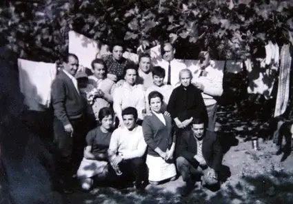 Familia de Los Porora. Foto cedida por Bar Cort&eacute;s. Acebo. C&aacute;ceres