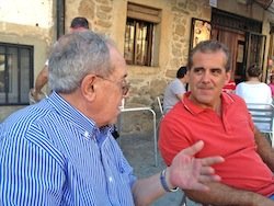Juan Carlos García Delgado charla con Domingo Domené en Torre