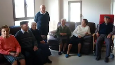 , LOCAL RESIDENCIA Mayores.jpg
