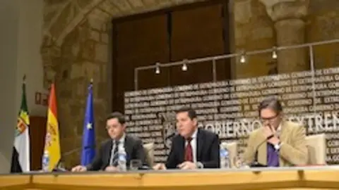 El consejero Nevado Batalla