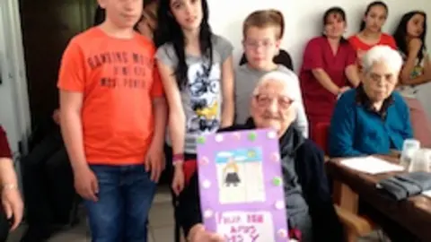 Do&ntilde;a In&eacute;s cumple 100 a&ntilde;os