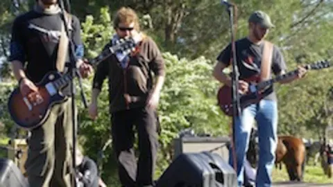 Amenoskuarto en su &uacute;ltimo concierto en Cilleros