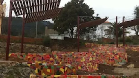 Nuevos bancales en la piscina fluvial de Descargamar&iacute;a