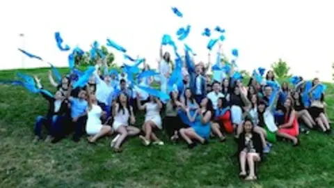 Graduaci&oacute;n de los estudiantes del IES J&aacute;lama