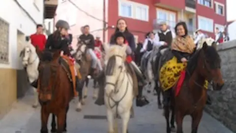 Cabaliistas en Valverde del Fresno. FABIU CHICU