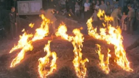 La Fiesta de las castañas en Eljas. ARCHIVO
