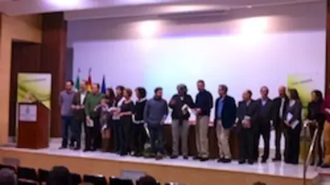 Presentación del proyecto Letras para Crecer. Trostrós