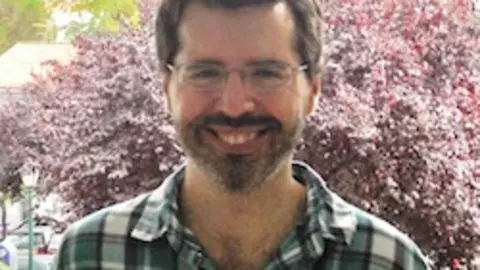 Oscar Cañero, autor de la nuestra gatina