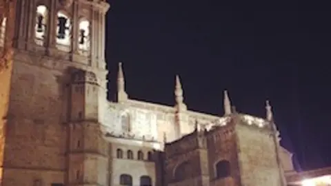 Catedral iluminada