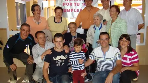 T&iacute;a Aurelia cumple cien a&ntilde;os. Un regalo de Jos&eacute; Ignacio G&oacute;mez