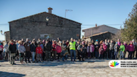 Reunión de senderista en Trevejo