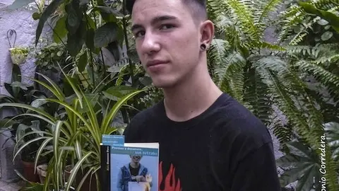 El joven escritor Ra&uacute;l Guerrero en una imagen de ANTONIO CORREDERA