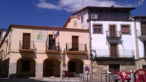 Ayuntamiento de Acebo. Imagen tomada de su p&aacute;gina web