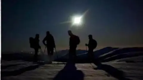 Ruta nocturna en Hoyos