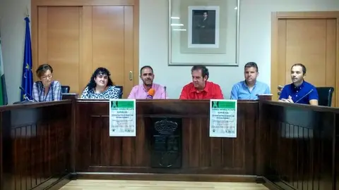 Rueda de prensa para la presentaci&oacute;n del Torneo Sierra de Gata Superliga www.sierradegatadigital.es