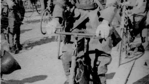 Leonardo Hidalgo en el Batall&oacute;n Ciclista con 18 años