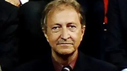 Paco Lobat&oacute;n en wikipedia