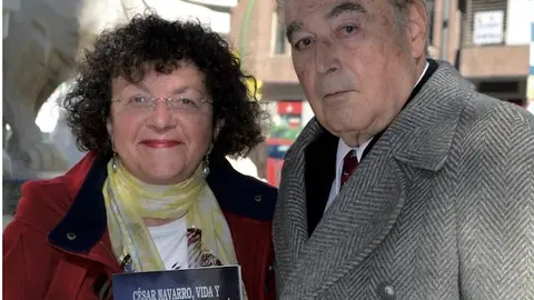 ENRIQUETA DE LA CRUZ CON CESAR NAVARRO. Febrero 2016 copia