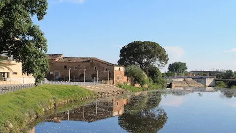 Vista de La Encomienda y el río Rivera de Gata en Moraleja. OFICINA DE TURISMO DE MORALEJA