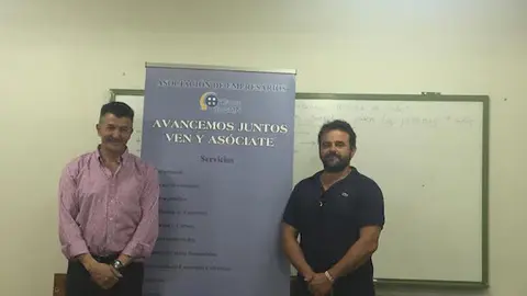 Manuel Cayuela (izq) y José Luis Clemente, nuevo presidente de Arigata