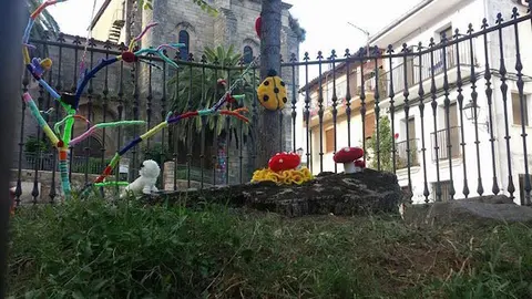 Urban Knitting en Torre de Don Miguel