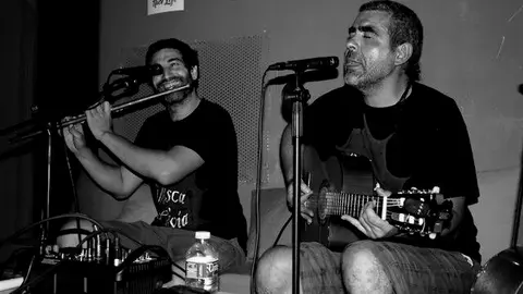 Yesca Joía presenta su música en La Moheda de Gata