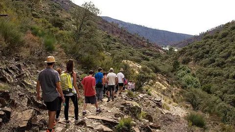 De ruta con Ecoopera en el I Encuentro Juvenil Rural Ubano celebrado en Hernán Pérez en 2015