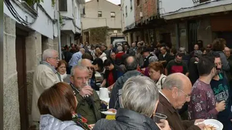 San Martiñu llena las calles mañegas de fiesta. CEDIDA