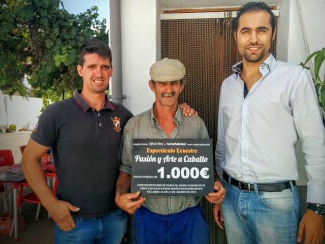 Benigno Párraga entre Alfredo Pérez y Nacho Ovejero www.sierradegatadigital.es
